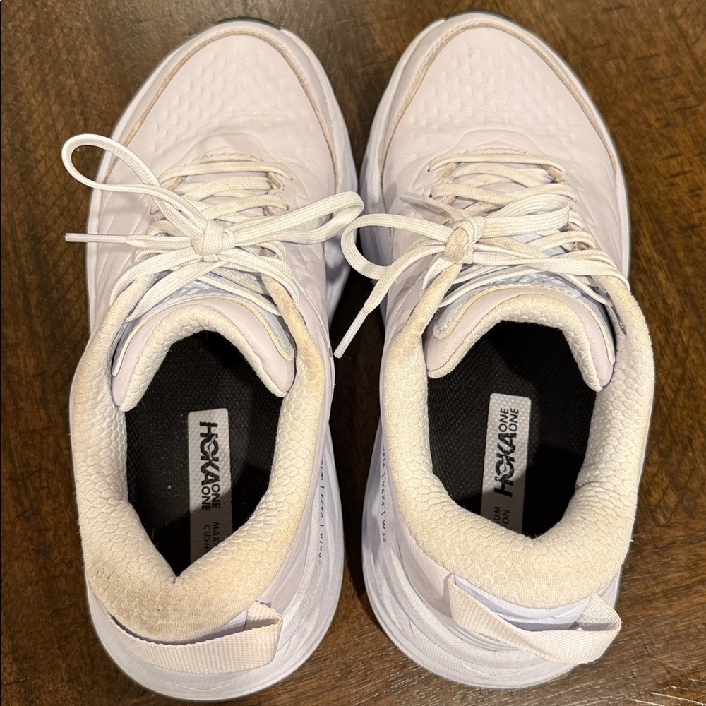 Hoka Bondi Women's White Running Shoes - Picture 11 of 13